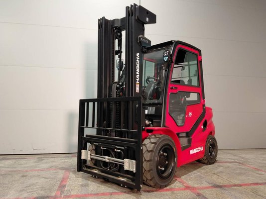 Four wheel front forklift Hangcha XF35D-2 (CPCD35-X2H7F1) - 1