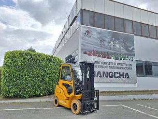 Four wheel front forklift Hangcha XE20Ci - 2