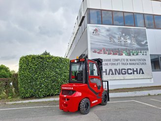 Four wheel front forklift Hangcha XF35D-2