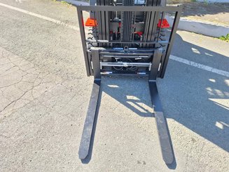 Four wheel front forklift Hangcha XF25D-2