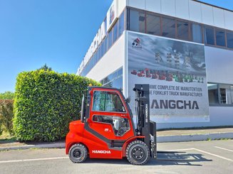 Four wheel front forklift Hangcha XF25D-2