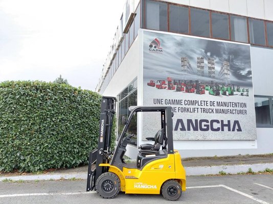 Four wheel front forklift Hangcha XE18i - 1