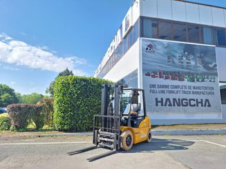 Four wheel front forklift Hangcha XE25i