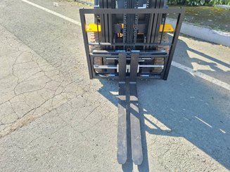 Four wheel front forklift Hangcha XE25i