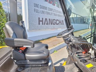 Four wheel front forklift Hangcha XE25i