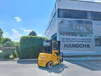 Four wheel front forklift Hangcha XE25i - 4