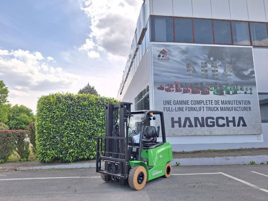 Four wheel front forklift Hangcha AE25-I - 1