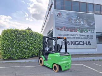 Four wheel front forklift Hangcha AE25-I - 3