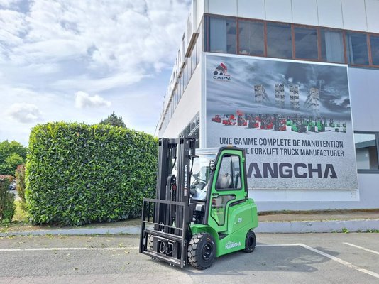 Four wheel front forklift Hangcha AE25-I - 1