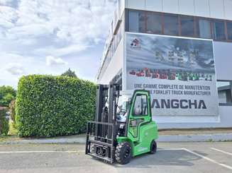 Four wheel front forklift Hangcha AE25-I