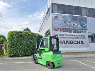 Four wheel front forklift Hangcha AE25-I