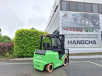 Four wheel front forklift Hangcha AE35-I