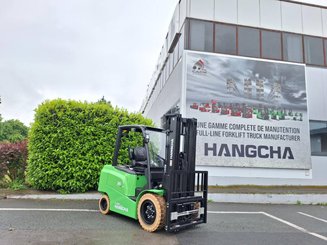 Four wheel front forklift Hangcha AE35-I