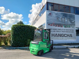 Four wheel front forklift Hangcha AE35-I - 4