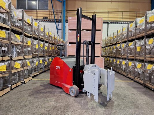 Counterweight stacker Manitou ES-C 713 SVC 17.V.315 - 1