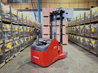 Counterweight stacker Manitou ES-C 713 SVC 17.V.315 - 9