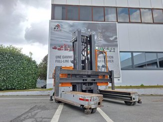 Multidirectional sideloader Hubtex MQ40