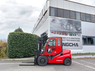 Four wheel front forklift Hangcha XF50D-2 (CPCD50-X2XH8F)