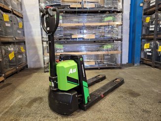 Pedestrian pallet truck Hangcha CBD15-CI