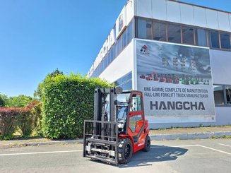 Four wheel front forklift Hangcha XF30D-2 (CPCD30-X2H7F1)