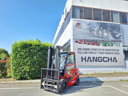 Four wheel front forklift Hangcha XF35D-2 (CPCD35-X2H7F1) - 1