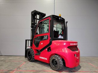 Four wheel front forklift Hangcha XF35D-2 (CPCD35-X2H7F1)
