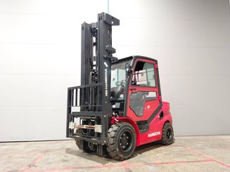 Four wheel front forklift Hangcha XF35D-2 (CPCD35-X2H7F1)