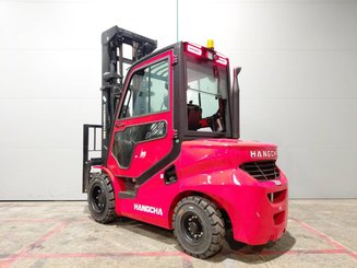 Four wheel front forklift Hangcha XF35D-2 (CPCD35-X2H7F1)