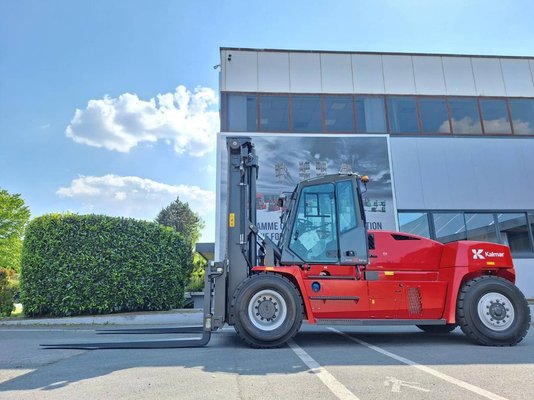 Four wheel front forklift Kalmar DCG160-12T - 1