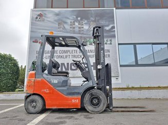 Four wheel front forklift Toyota 028 FGF 15 - 5