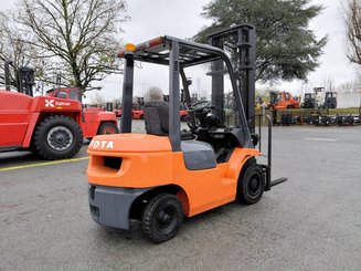 Four wheel front forklift Toyota 6-7fdf25 - 11