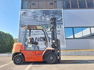 Diesel forklift Toyota 62-7FDF25