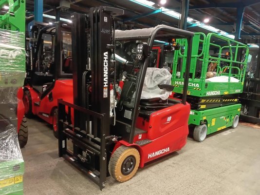 Three wheel front forklift Hangcha A3W18 (CPDS18-AC8G) - 1
