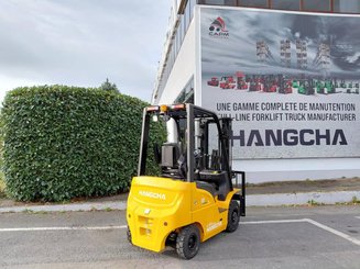 Four wheel front forklift Hangcha XE18i (CPD18-XEY2HA-SI) 