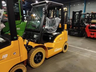 Four wheel front forklift Hangcha XE25Hi ( CPD25-XEY2H2-SI ) - 1