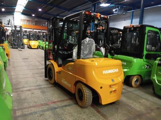 Four wheel front forklift Hangcha XE30i ( CPD30-XEY2HA-SI ) - 1