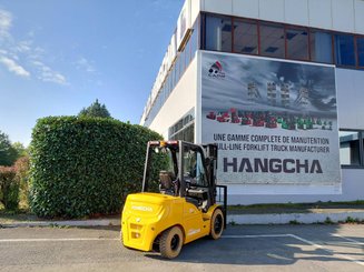 Four wheel front forklift Hangcha XE30i ( CPD30-XEY2HA-SI ) - 4