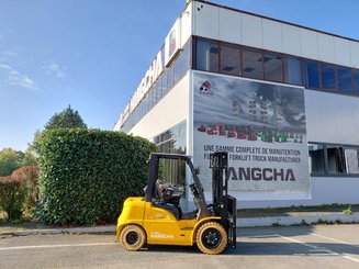 Four wheel front forklift Hangcha XE30i ( CPD30-XEY2HA-SI ) - 5