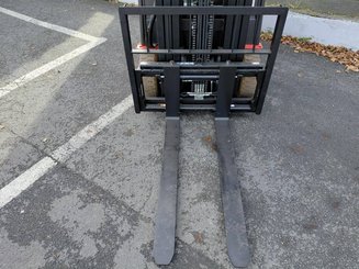 Three wheel front forklift Hangcha A3W15 ( CPDS15-AC8G )