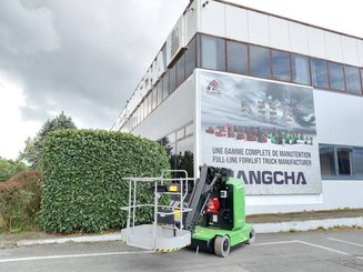 Vertical lift platform Hangcha HV120AJ - 2