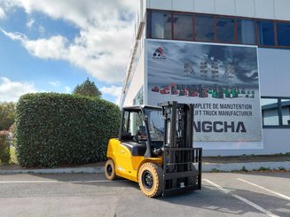 Four wheel front forklift Hangcha XE50i-500 ( CPD50-XEXY2-SI )