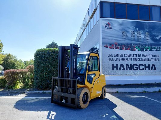 Four wheel front forklift Hangcha XE50i-500 - 1