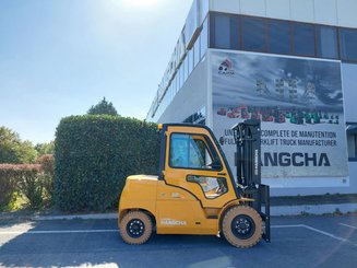 Four wheel front forklift Hangcha XE50i-500