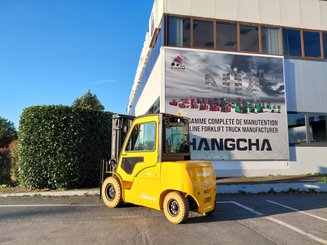 Four wheel front forklift Hangcha XE50i-500