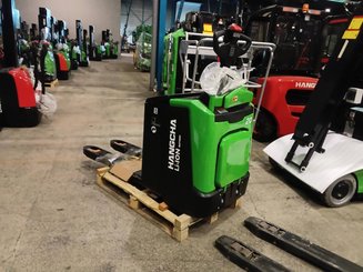 Stand-on pallet truck Hangcha CBD20-XT1S-SI 