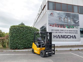 Four wheel front forklift Hangcha XE18i (CPD18-XEY2HA-SI) 