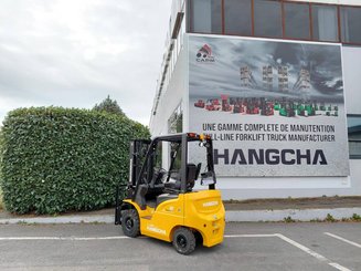 Four wheel front forklift Hangcha XE18i (CPD18-XEY2HA-SI) 