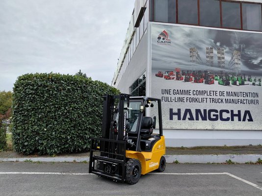 Four wheel front forklift Hangcha XE18i (CPD18-XEY2HA-SI)  - 1