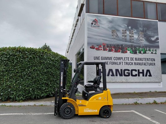 Four wheel front forklift Hangcha XE18i (CPD18-XEY2HA-SI)  - 1