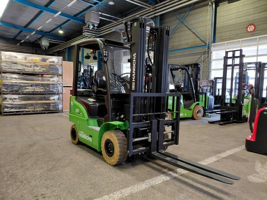 Electric forklift truck Hangcha XC20Ci-2 (CPD20-XCXY2-SI) - 1